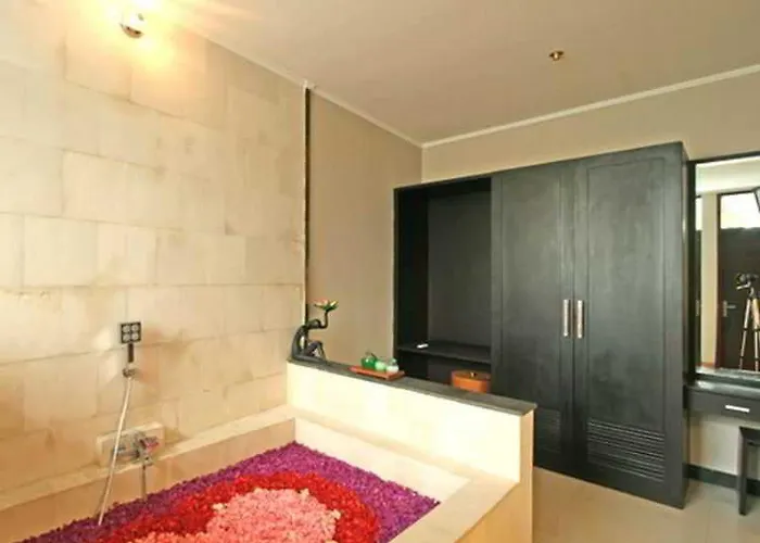 Hotel The Rishi 4*